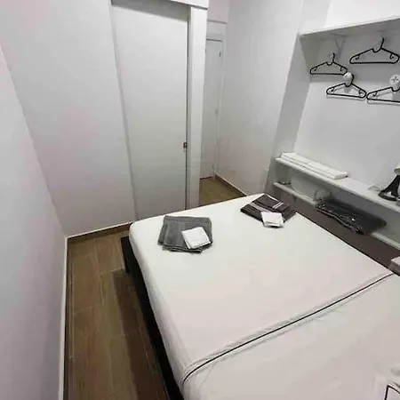 Molton Tenerife 1 洛斯克里斯蒂亚诺斯